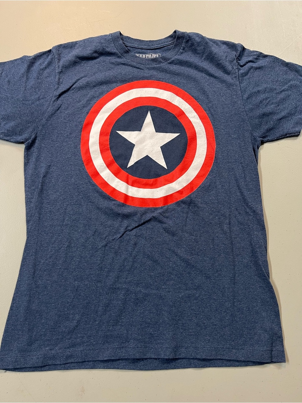 Marvel Captain America Shield T-Shirt Men’s Medium Blue Superhero Graphic Tee